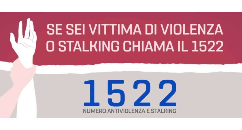Chiama il 1522 per richiedere aiuto e ricevere informazioni in sicurezza, senza essere ascoltata dal tuo aggressore